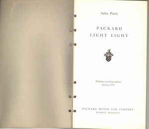 1932 Packard Light Eight Facts Book-00a-01.jpg